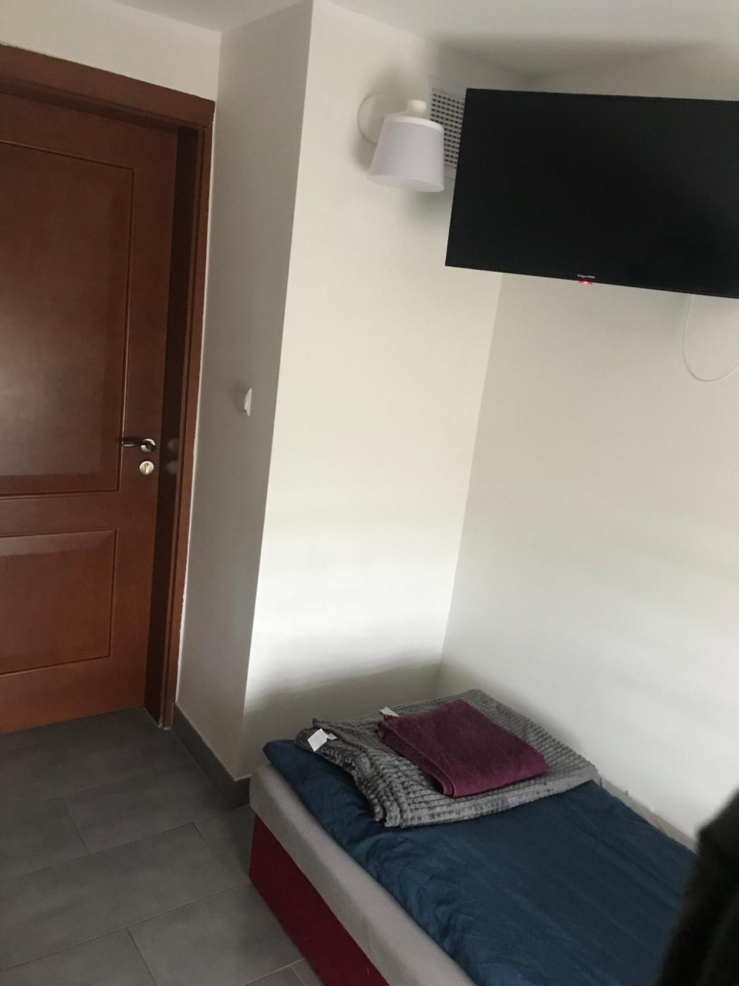 Kris Pokoje Kajetany Zewnętrze zdjęcie
